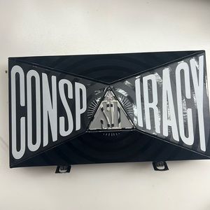 JEFFREE STAR Conspiracy Palette